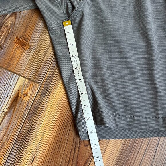 PGA Tour Flat Front Gray with Pin Stripes of Dark Gray Golf Shorts Men’s 38 - Picture 7 of 7